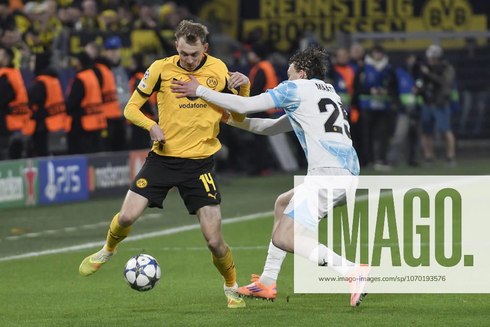V. li. im Zweikampf Maximilian Beier (Dortmund 14) Isak Määttä Maeaettae (Bodø Glimt 25) 10.12.2025 Fussball, Champions League, Borussia Dortmund vs FK Bodö Glimt, Signal Iduna Park, Dortmund,