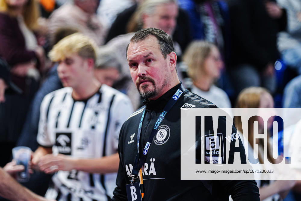 Mischa Kaufmann (TVB Stuttgart, Trainer) GER, THW Kiel vs. TVB Stuttgart, Handball, 1. Bundesliga, Spieltag 16, Saison 2025 2026, 10.12.2025 GER, THW Kiel vs. TVB Stuttgart, Handball, 1. Bundesliga, Spieltag 16, Saison 2025 2026, 10.12.2025 Kiel