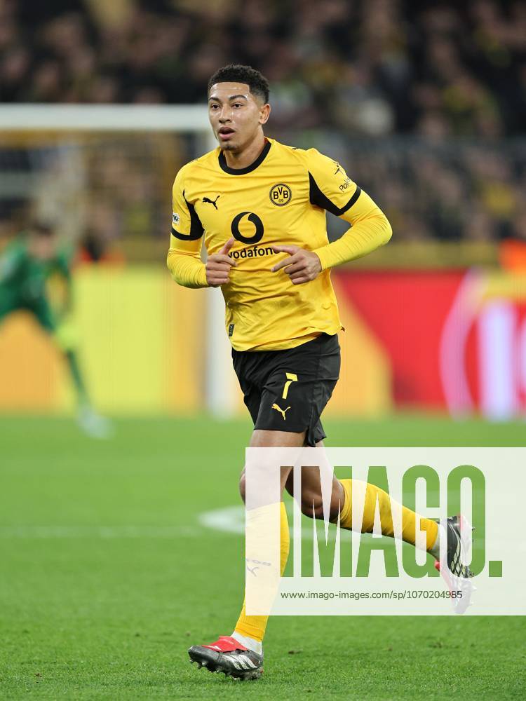 DORTMUND - Jobe Bellingham of Borussia Dortmund during the Champions League match between Borussia Dortmund and FK Bodo Glimt at Signal Iduna Park on December 10, 2025, in Dortmund, Germany. ANP Hollandse Hoogte Bart Stoutjesdijk UEFA Champions League 2025 26 ANPxSportx StoutjesdijkxIVx 544582533 originalFilename: 544582533