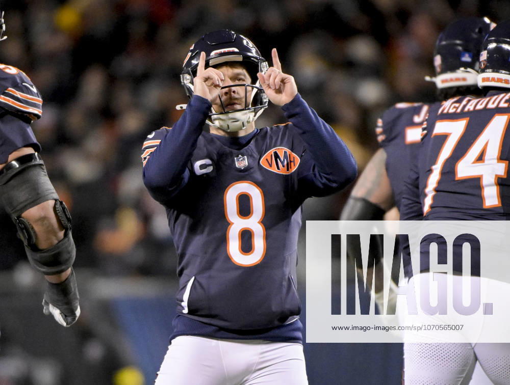 Chicago Bears place kicker Cairo Santos (8) celebrates the game tying extra point with 24 seconds left in the fourth quarter against the Green Bay Packers at Soldier Field in Chicago on Saturday, December 20, 2025. Bears defeated the Packers 22-16. CHI20251220135 MARKxBLACK