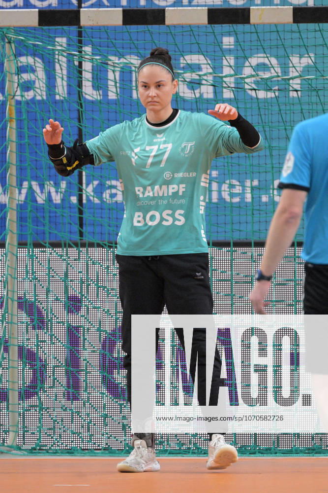 Sara Suba (TusSies Metzingen, 77) im Tor TusSies Metzingen vs. VfL Oldenburg, Handball, Alsco HBF, 11.Ligaspieltag, Saison 2025 2026, 21.12.2025 TusSies Metzingen vs. VfL Oldenburg, Handball, Alsco HBF, 11.Ligaspieltag, Saison 2025 2026, 21.12.2025 Tuebingen