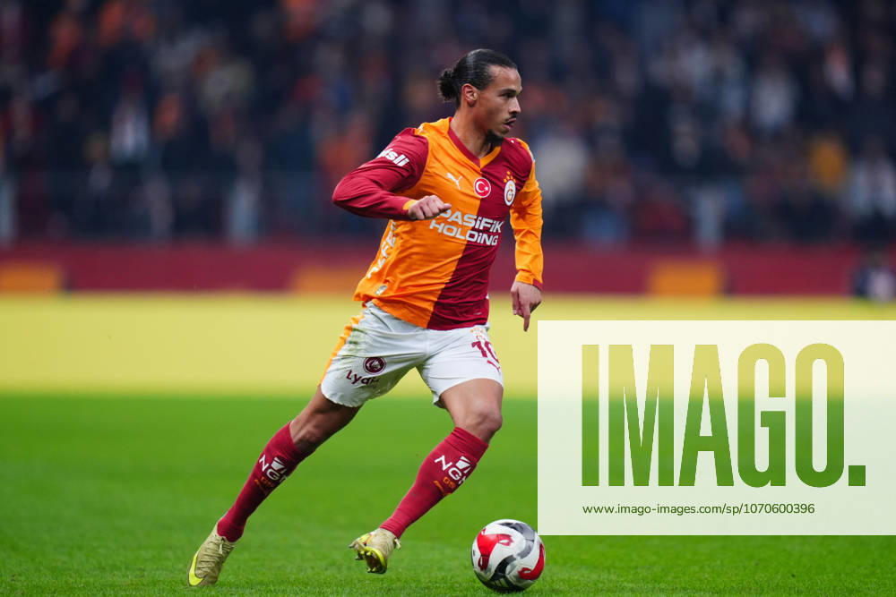 Galatasaray v Kasimpasa - Turkish Super Lig ISTANBUL, TURKIYE - DECEMBER 21: Leroy Sane of Galatasaray in action during the Turkish Super Lig week 17 football match between Galatasaray and Kasimpasa at RAMS Park in Istanbul, Turkiye on December 21, 2025. Hakan Akgun Anadolu Istanbul Turkey. Editorial use only. Please get in touch for any other usage.