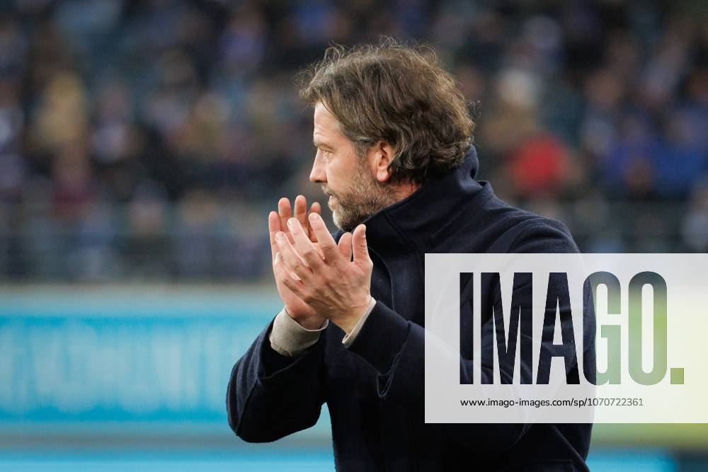 Gent s head coach Rik De Mil pictured during a soccer match between KAA Gent and KVC Westerlo, Saturday 27 December 2025 in Gent, on day 20 of the 2025-2026 Jupiler Pro League first division of the Belgian championship. KURTxDESPLENTER x151798246x