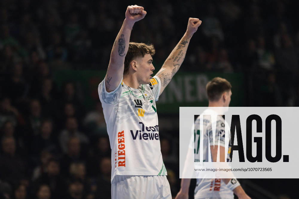 Victor KLOEVE (FRISCH AUF! Goeppingen, 07) Jubel, Freude, Leidenschaft, Erfolg, Emotion, Begeisterung, positive Emotionen GER, Fuechse Berlin vs. FRISCH AUF! Goeppingen, Handball, Bundesliga, 19. Spieltag, Spielzeit 2025 2026, 27.12.2025, GER, Fuechse Berlin vs. FRISCH AUF! Goeppingen, Handball, Bundesliga, 19. Spieltag, Spielzeit 2025 2026, 27.12.2025, Berlin