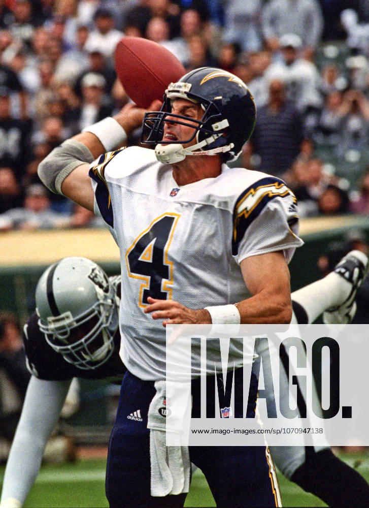 Oakland, California, U.S - Oakland Raiders vs. San Diego Chargers at Oakland Alameda County Coliseum Sunday, November 14, 1999. Raiders beat Chargers 28-9. San Diego Chargers quarterback Jim Harbaugh