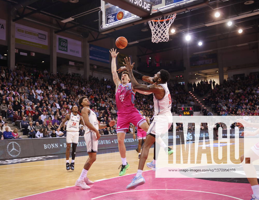 Grayson Murphy Telekom Baskets Bonn vs. BMA365 Bamberg Baskets 14. Speiltag - Saison 2025 26