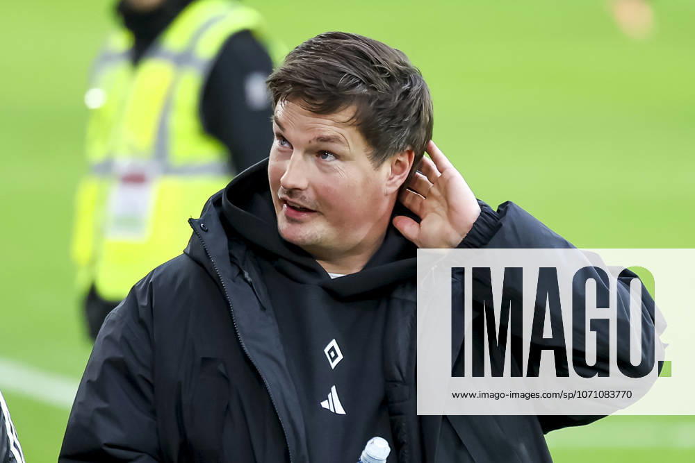 Merlin Polzin (Hamburger SV, Trainer) , Deutschland, Fussball, 1. Bundesliga, 16.Spieltag, 2025 2026, SC Freiburg vs. Hamburger SV, 10.01.2026, Freiburg im Breisgau Europa-Park Stadion Deutschland