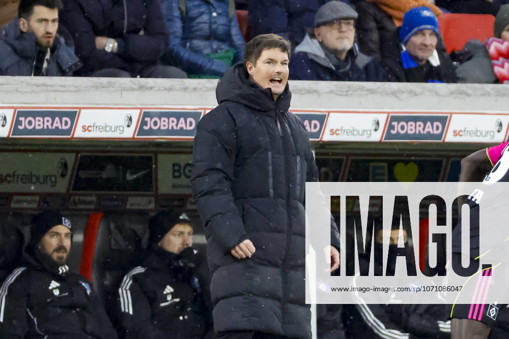 Merlin Polzin (Hamburger SV, Trainer) , Deutschland, Fussball, 1. Bundesliga, 16.Spieltag, 2025 2026, SC Freiburg vs. Hamburger SV, 10.01.2026, Freiburg im Breisgau Europa-Park Stadion Deutschland