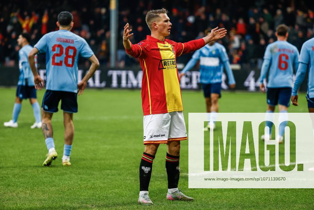 DEVENTER - Mathis Suray of Go Ahead Eagles celebrates after scoring the 1-1 goal during the Dutch Eredivisie match between Go Ahead Eagles and Fortuna Sittard at De Adelaarshorst on January 11, 2026, in Deventer, Netherlands. VINCENT JANNINK ANP Eredivisie 2025-2026 ANPxSportx IVx 547118595 originalFilename: 547118595