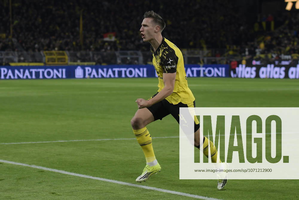 Nico Schlotterbeck (Dortmund 4) jubelt nach dem Tor zum 1:0 13.01.2026 Fussball Borussia Dortmund vs SV Werder Bremen , Signal Iduna Park, Dortmund, DFB DFL REGULATIONS PROHIBIT ANY USE OF PHOTOGRAPHS AS IMAGE SEQUENCES AND OR QUASI-VIDEO