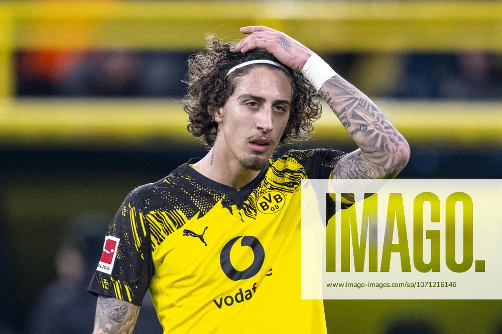 Borussia Dortmund - SV Werder Bremen, 17. Spieltag im Signal-Iduna-Park. Fabio Silva (Borussia Dortmund) reagiert. WICHTIGER HINWEIS: Gemäß den Vorgaben der DFL und des DFB ist es untersagt, in dem Stadion und oder vom Spiel angefertigte Fotoaufnahmen in Form von Sequenzbildern und oder videoähnlichen Fotostrecken zu verwerten bzw. verwerten zu lassen.
