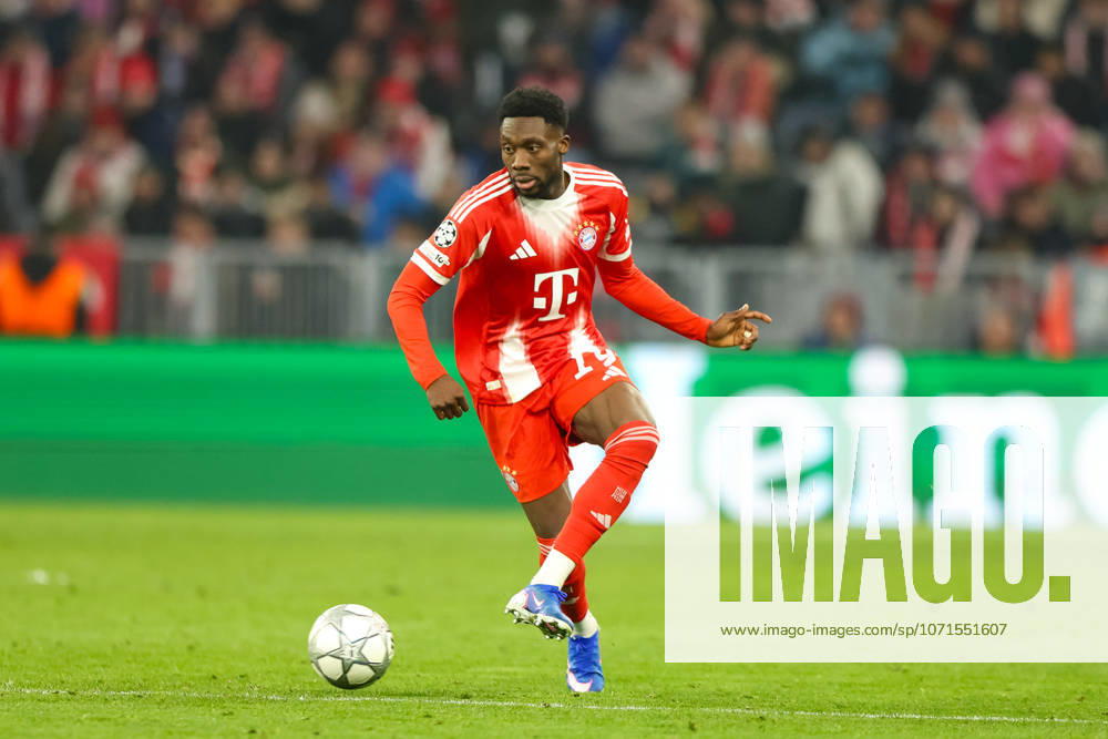 Alphonso Davies (FC Bayern Muenchen, 19) mit Ball, GER, FC Bayern Muenchen vs. Royale Union Saint-Gilloise, Fussball, UEFA Champions League, Liga-Phase, 7. Spieltag, Saison 2025 2026, 21.01.2026, GER, FC Bayern Muenchen vs. Royale Union Saint-Gilloise, Fussball, UEFA Champions League, Liga-Phase, 7. Spieltag, Saison 2025 2026, 21.01.2026 Muenchen