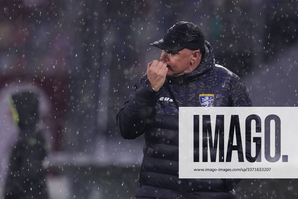 Frosinone s head coach Massimiliano Alvini during the Serie BKT soccer match between Frosinone and Reggiana at the Frosinone Benito Stirpe stadium, Italy - Saturday, January 24, 2026 - Soccer ( Photo by Alfredo Falcone LaPresse )