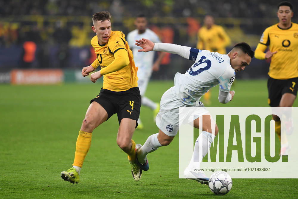 Nico Schlotterbeck (Borussia Dortmund) und Lautaro Martinez (FC Internazionale) im Zweikampf waehrend des Spiels der UEFA Champions League 2025 26, 8. Spieltag Ligaphase zwischen Borussia Dortmund und Inter Mailand, BVB Stadion am 28. January 2026 in Dortmund, Deutschland. (Foto von Ralf Treese DeFodi Images) +++ Nico Schlotterbeck (Borussia Dortmund) und Lautaro Martinez (FC Internazionale) battle for the ball during the UEFA Champions League 2025 26 League Phase MD8 match between Borussia Dortmund and FC Internazionale Milano at BVB Stadion Dortmund on January 28, 2026 in Dortmund, Germany. (Photo by Ralf Treese DeFodi Images) -