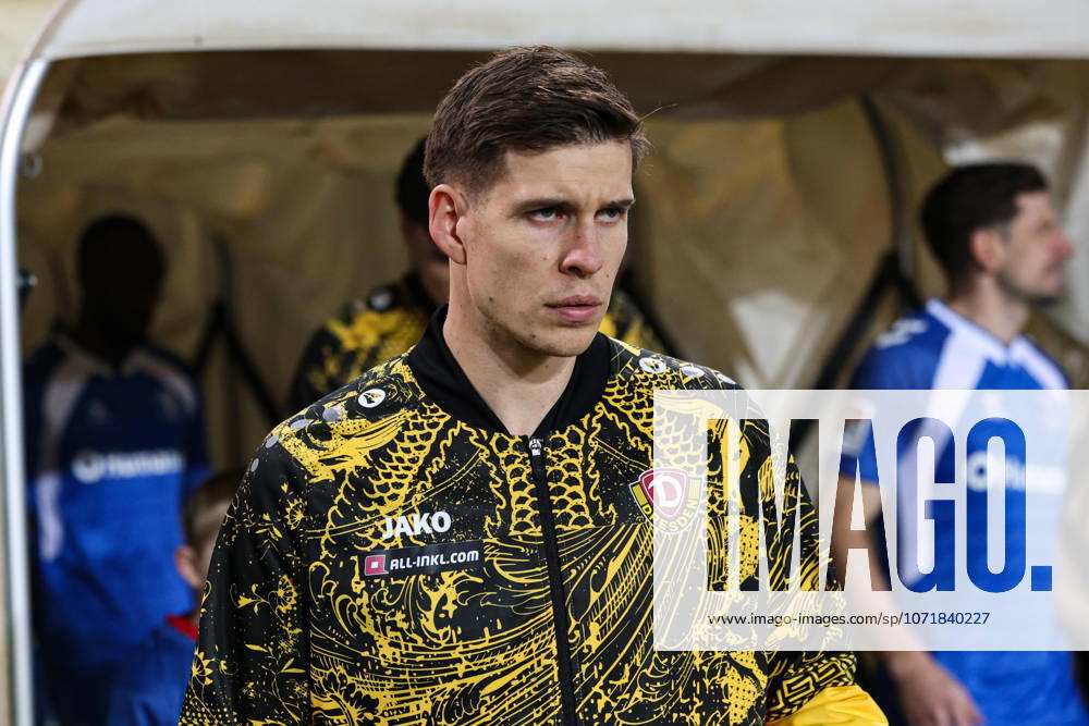 Alexander Rossipal (SG Dynamo Dresden,19) - 2. Fußball Bundesliga Saison 2025-2026 Punktspiel 1. FC Magdeburg vs. SG Dynamo Dresden in der Avnet Arena in Magdeburg - Fußball,Mann,Männer,Deutschland