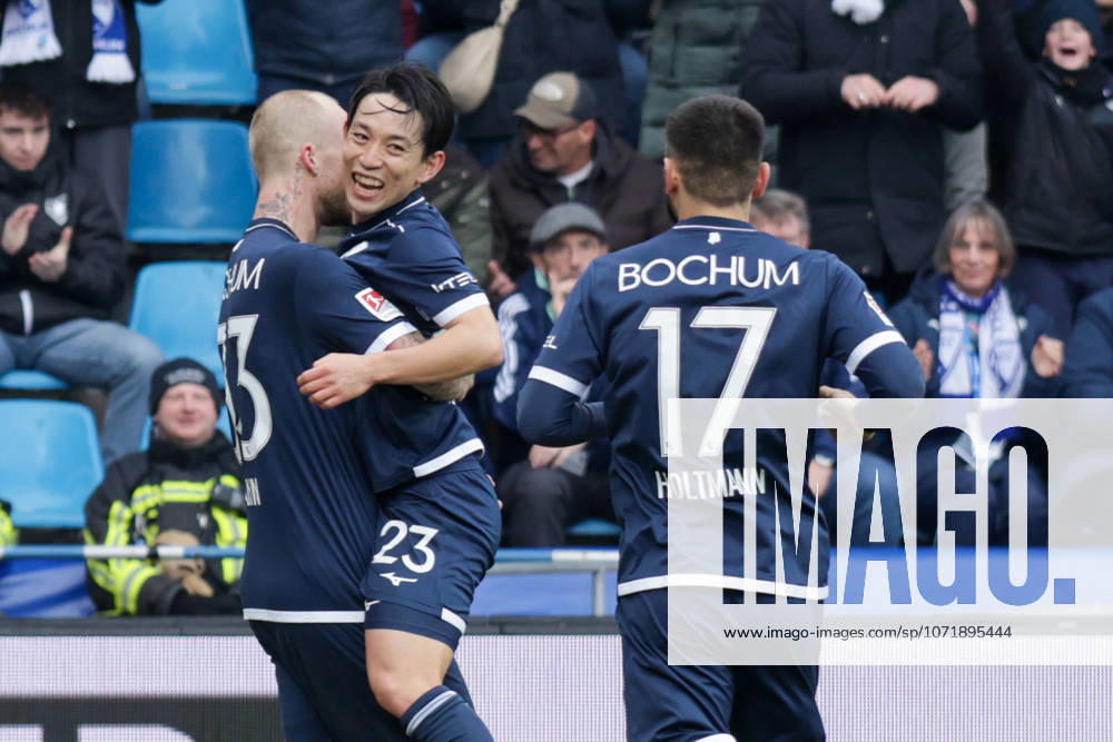 Fussball 2.Bundesliga, VfL Bochum - FC Schalke 04 v.l. Tor, Philipp Hofmann (VfL Bochum) Bochum