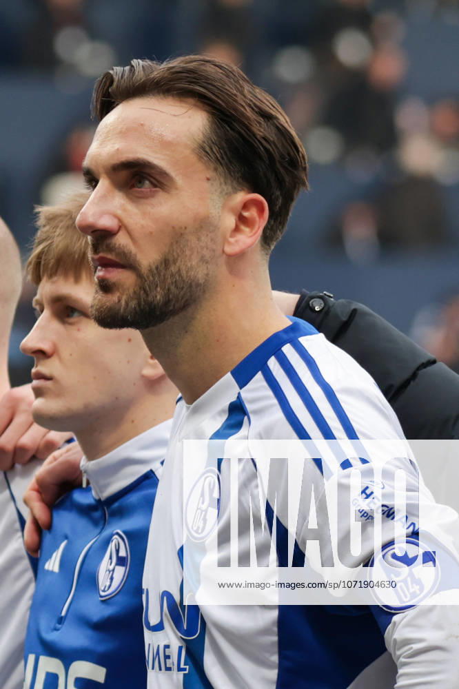 Fussball 2.Bundesliga, VfL Bochum - FC Schalke 04 v.l. Kenan Karaman (FC Schalke 04) Bochum