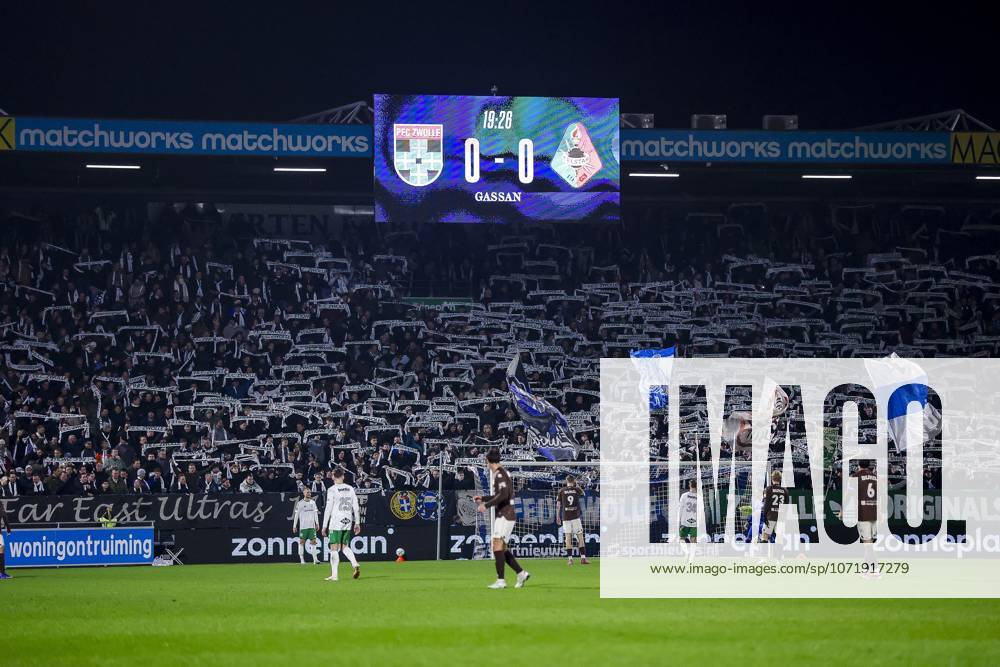, MAC3PARK Stadion , season 2025 2026 , Dutch Eredivisie Football , match between PEC Zwolle and Telstar , picture shows atmosphere in the stadium fans showing shawls for the 115 year anniversary of PEC Zwolle PEC - Telstar x201217724x
