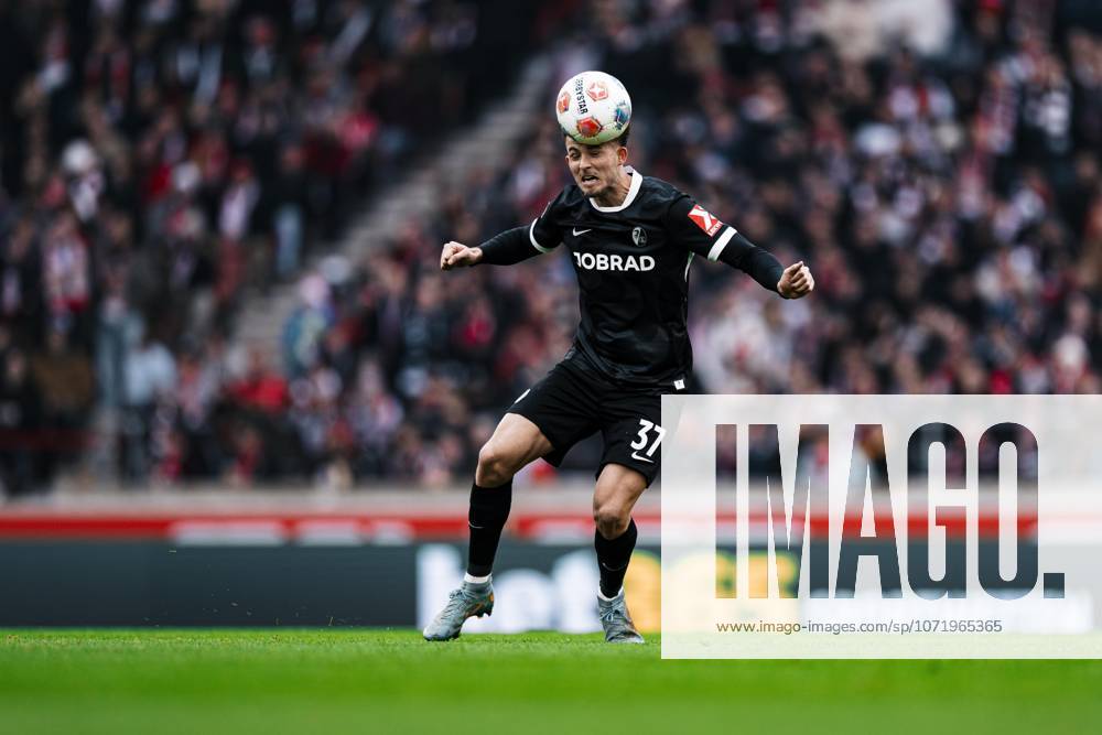 Fußball I Herren I Saison 2025-2026 I Bundesliga I 20. Spieltag I VfB Stuttgart – SC Freiburg I 01.02.2026 Kopfball von Max Rosenfelder (37; SC Freiburg)