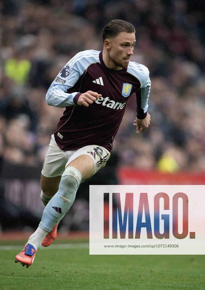 Aston Villa v Brentford - Premier League BIRMINGHAM, ENGLAND - FEBRUARY 1: Matty Cash of Aston Villa during the Premier League match between Aston Villa and Brentford at Villa Park on February 1, 2026 in Birmingham, United Kingdom. Birmingham Villa Park England United Kingdom