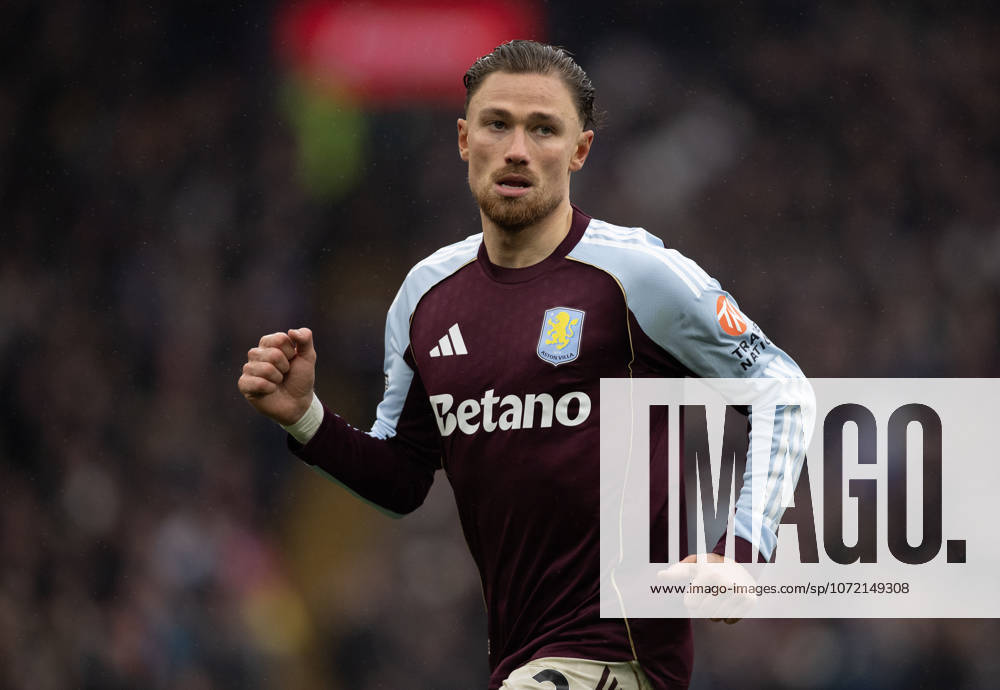 Aston Villa v Brentford - Premier League BIRMINGHAM, ENGLAND - FEBRUARY 1: Matty Cash of Aston Villa during the Premier League match between Aston Villa and Brentford at Villa Park on February 1, 2026 in Birmingham, United Kingdom. Birmingham Villa Park England United Kingdom