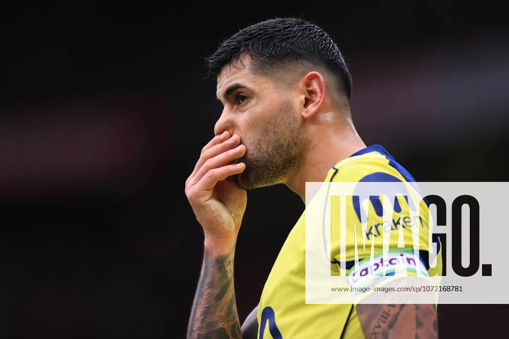 Manchester United, ManU v Tottenham Hotspur 07 February 2026 Manchester - Premier League football - Manchester United v Tottenham Hotspur - Cristian Romero of Tottenham Hotspur reacts after receiving a red card - (Photo by Simon Stacpoole) Manchester UK