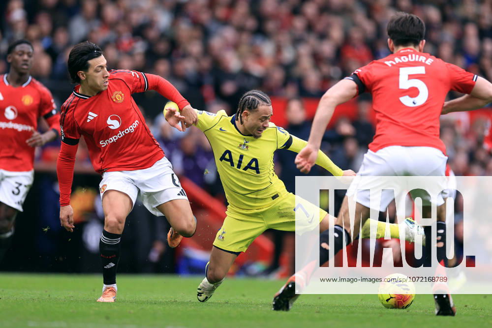 Manchester United, ManU v Tottenham Hotspur 07 February 2026 Manchester - Premier League football - Manchester United v Tottenham Hotspur - Xavi Simons of Tottenham Hotspur falls as he is challenged by Lisandro Martinez of Manchester United - (Photo by Simon Stacpoole) Manchester UK