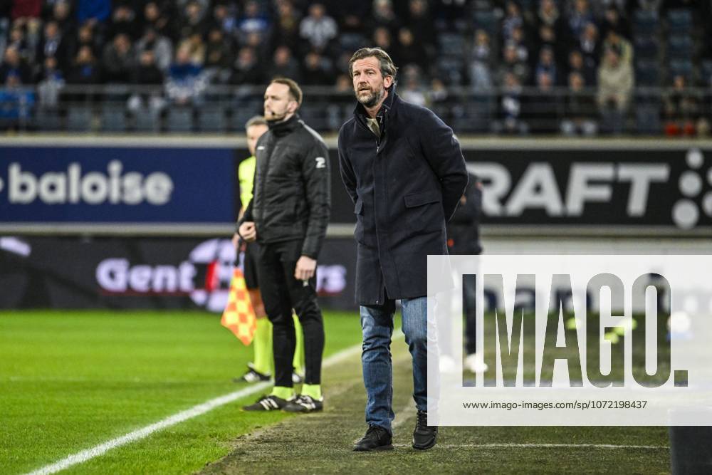 Gent s head coach Rik De Mil pictured during a soccer match between KAA Gent and Oud Heverlee Leuven, Saturday 07 February 2026 in Gent, on day 24 of the 2025-2026 Jupiler Pro League first division of the Belgian championship. TOM GOYVAERTS TomxGoyvaerts x161820022x