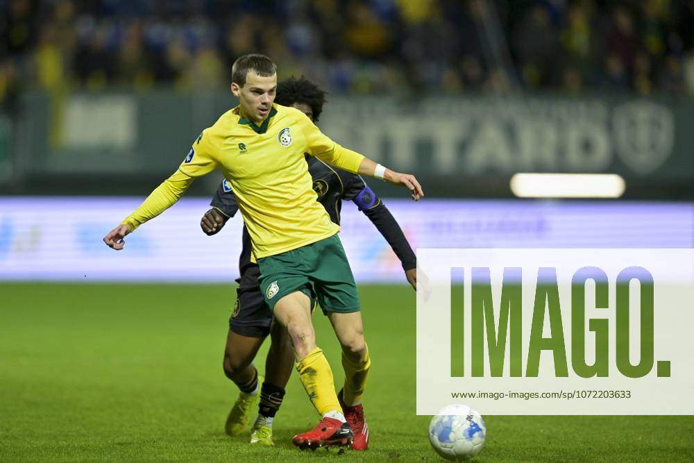 , Fortuna Sittard Stadium , season 2025 2026 , Dutch Eredivisie football , match between Fortuna Sittard and Sparta , picture shows , Fortuna Sittard player Edouard Michut Fortuna Sittard - Sparta x201377538x