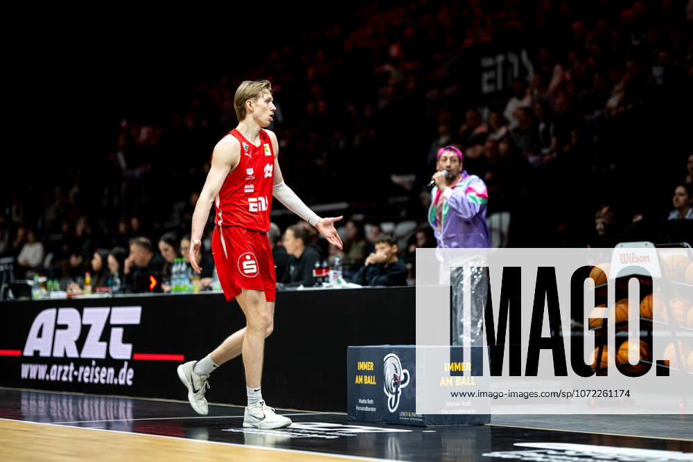 Basketball - Saison 2025 2026 - 2. Bundesliga Pro-A - 22. Spieltag: Nürnberg Falcons Basketball Club NBC - Bozic Estriche Knights Kirchheim - ThHa - - Trevor Baskin (22, Nürnberg Falcons BC NBC ) regt sich auf