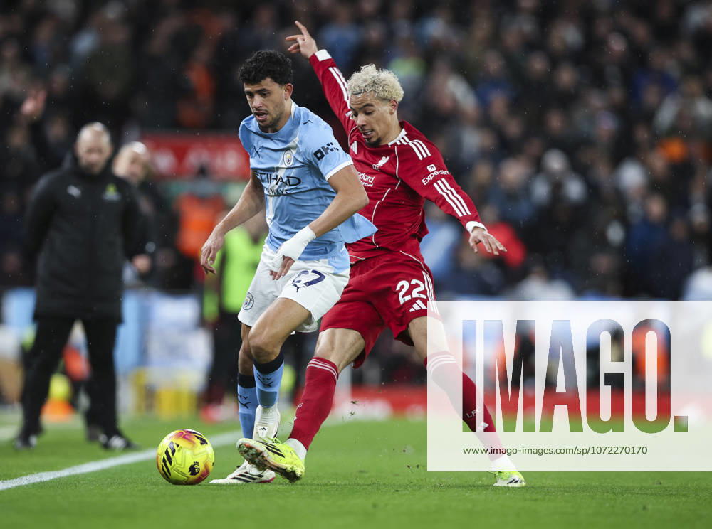Liverpool v Manchester City, FA Premier League 08.02.26 Liverpool v Manchester City, FA Premier League Bradley Ormesher The Times Hugo Ekitiké of Liverpool and Matheus Nunes of Manchester City