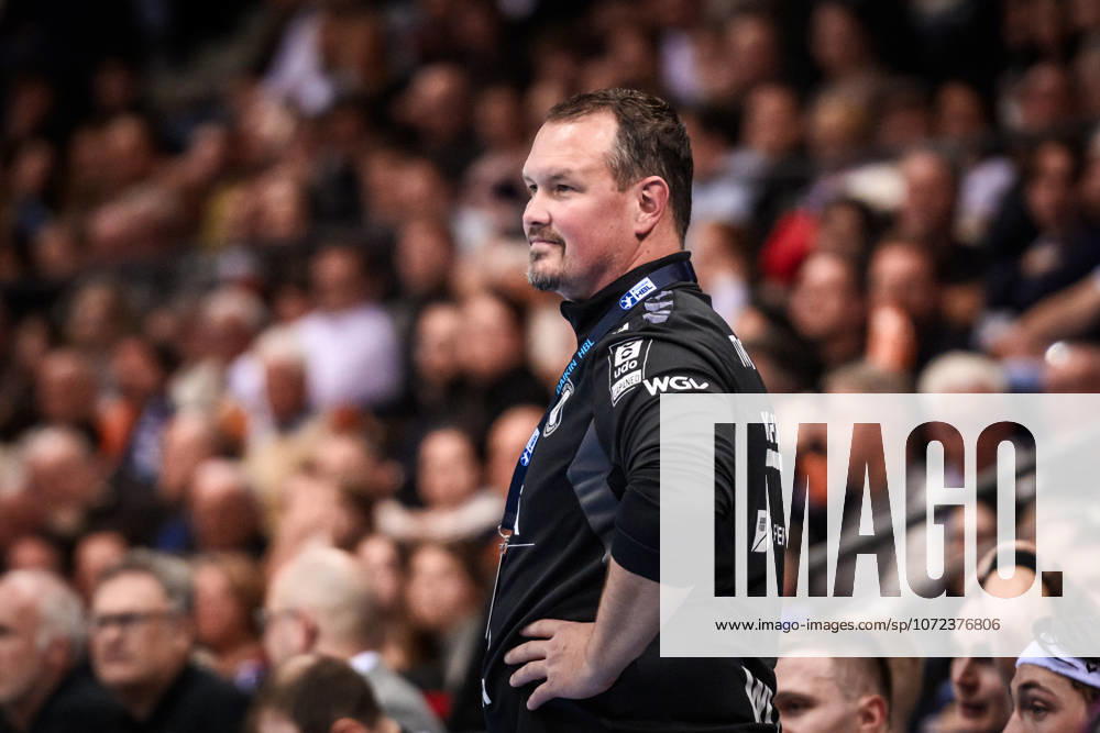 Misha Kaufmann (TVB Stuttgart, Trainer) GER, TVB Stuttgart - ThSV Eisenach, DAIKIN HBL, Handball, Bundesliga, 20. Spieltag, Spielzeit 2025 2026, 09.02.2026 GER, TVB Stuttgart - ThSV Eisenach, DAIKIN HBL, Handball, Bundesliga, 20. Spieltag, Spielzeit 2025 2026, 09.02.2026 Stuttgart