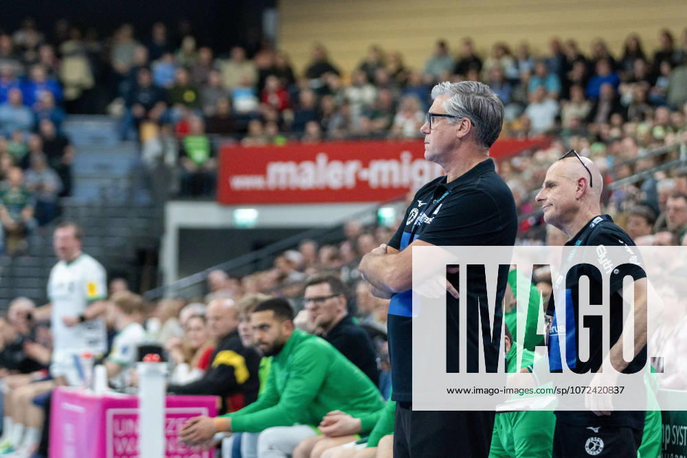 Runar Sigtryggsson (HSG Wetzlar, Trainer) schaut konzentriert GER, HSG Wetzlar vs Fuechse Berlin, Handball, 1. Bundesliga Herren, 20. Spieltag, Spielzeit 2025 2026, 11.02.2026 GER, HSG Wetzlar vs Fuechse Berlin, Handball, 1. Bundesliga Herren, 20. Spieltag, Spielzeit 2025 2026, 11.02.2026 Wetzlar