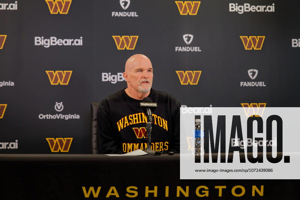 NFL, American Football Herren, USA Washington Commanders press conference, PK, Pressekonferenz Washington Commanders head coach Dan Quinn speaks to the media during a press conference on February 10, 2026 in Ashburn, Va. (Jeff Scudder Image of Ashburn Virginia United States