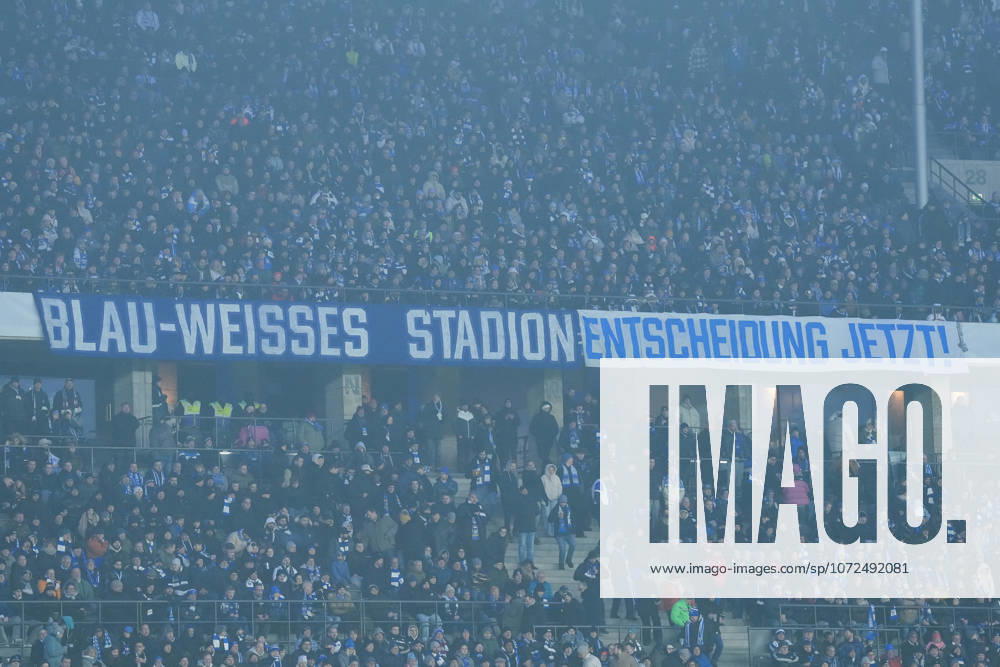 Spruchband der Fans und Ultras auf der Tribüne, Banner, Stadion Entscheidung , Fußball, Viertelfinale, DFB Pokal, 2025 26, Hertha BSC vs. SC Freiburg, 10.02.2026, Olympiastadion Berlin, Berlin, Deutschland DFB REGULATIONS PROHIBIT ANY USE OF PHOTOGRAPHS AS IMAGE SEQUENCES AND OR QUASI-VIDEO. Berlin Olympiastadion Berlin Berlin Deutschland