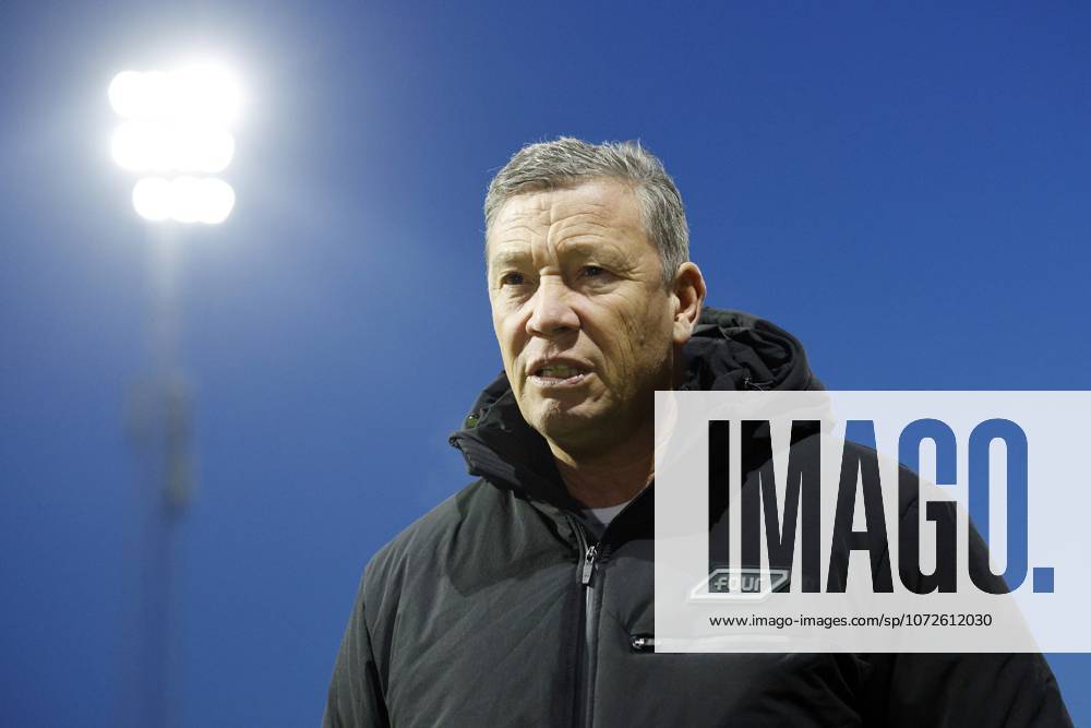 ROTTERDAM - AZ Alkmaar coach Leeroy Echteld during the Dutch Eredivisie match between sbv Excelsior and AZ at the Woudestein Stadium on February 14, 2026, in Rotterdam, Netherlands. BART STOUTJESDIJK ANP Eredivisie 2025-2026 ANPxSportx IVx 550691947 originalFilename: 550691947