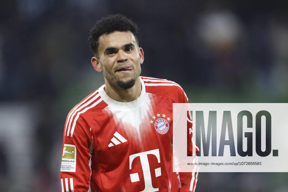Luis Diaz (FC Bayern München) gestikuliert, Gestik waehrend des Spiels der Bundesliga zwischen SV Werder Bremen und FC Bayern München, Weserstadion am 14. February 2026 in Bremen, Deutschland. (Foto von Oliver Kaelke DeFodi Images) +++ Luis Diaz (FC Bayern München) gestures during the Bundesliga match between SV Werder Bremen and FC Bayern München at Weserstadion on February 14, 2026 in Bremen, Germany. (Photo by Oliver Kaelke DeFodi Images) DFL regulations prohibit any use of photographs as image sequences and or quasi-video. (Photo by Oliver Kaelke DeFodi Images) -