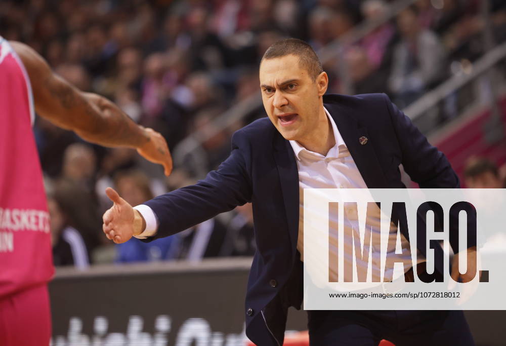 Trainer Marko Stankovic Telekom Baskets Bonn vs. Rasta Vechta 21. Speiltag - Saison 2025 26