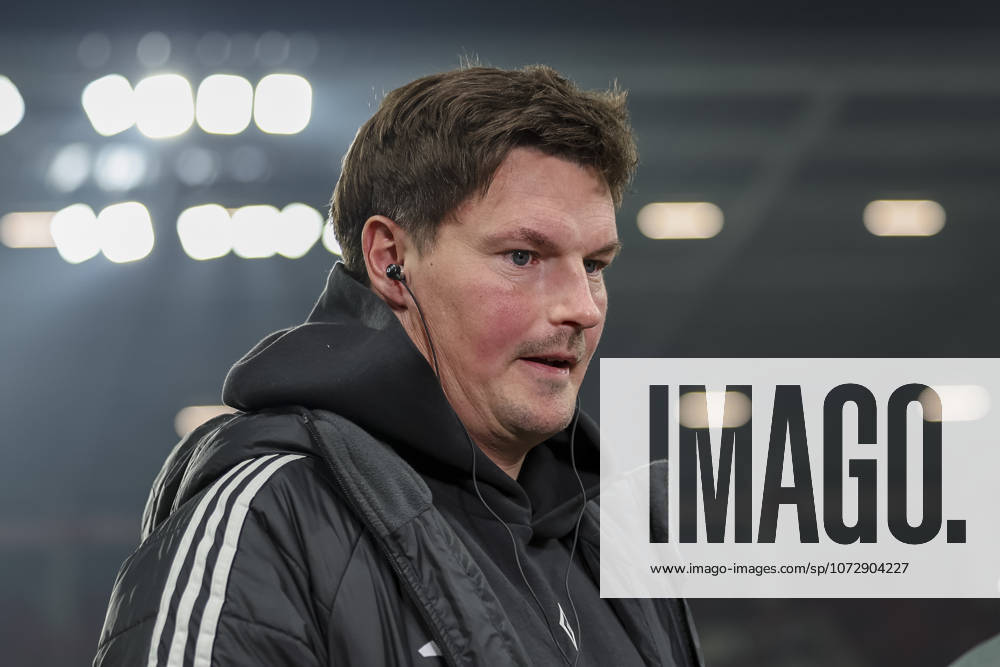 Merlin Polzin (Hamburger SV, Trainer) , Deutschland, Fussball, 1. Bundesliga, 23.Spieltag, 2025 2026, 1. FSV Mainz vs. Hamburger SV, 20.02.2026, Mainz Mewa Arena Deutschland