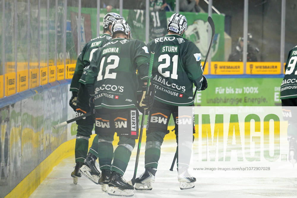 Tor,Torjubel zum 3:0 der Bietigheim Steelers durch das Tor von Marek Racuk (Bietigheim Steelers, 17) Bietigheim Steelers vs. Eispiraten Crimmitschau, Eishockey, DEL 2, 47.Spieltag, Saison 2025 2026, 20.02.2026 Bietigheim Steelers vs. Eispiraten Crimmitschau, Eishockey, DEL 2, 47.Spieltag, Saison 2025 2026, 20.02.2026 Bietigheim