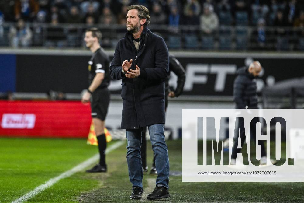 Gent s head coach Rik De Mil pictured during a soccer match between KAA Gent and Cercle Brugge, Friday 20 February 2026 in Gent, on day 26 of the 2025-2026 Jupiler Pro League first division of the Belgian championship. TOM GOYVAERTS TomxGoyvaerts x164358989x