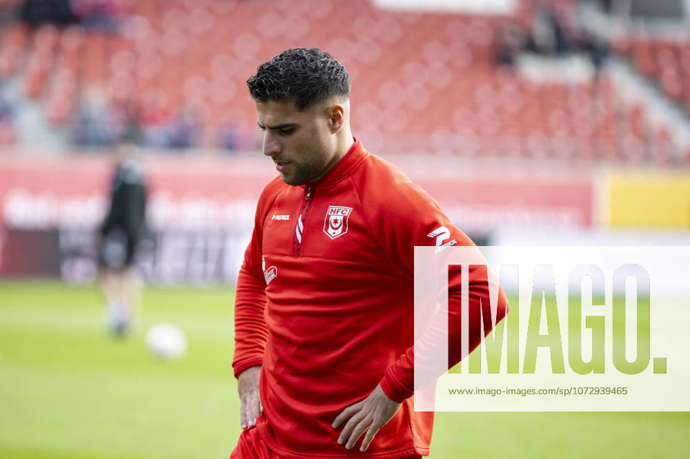Regionalliga Nordost -Saison 25 26 Hallescher FC vs.Greifswalder FC Halle, Deutschland 21.Februar 2026: Im Bild:Malek Fakhro (Halle) Halle Saale Leuna Chemie Stadion Sachsen-Anhalt Deutschland