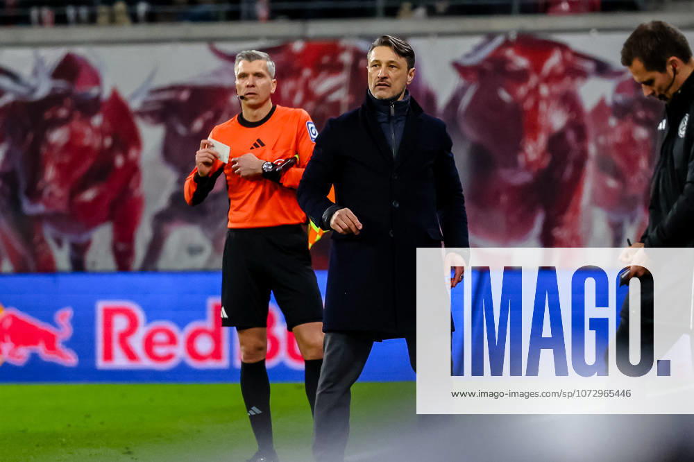 Niko Kovac (Borussia Dortmund, Chef-Trainer), RB Leipzig vs. Borussia Dortmund, Fussball, 1. Bundesliga, 23. Spieltag, Saison 2025 2026, 21.02.2026,¨ DFL REGULATIONS PROHIBIT ANY USE OF PHOTOGRAPHS AS IMAGE SEQUENCES AND OR QUASI-VIDEO,¨ RB Leipzig vs. Borussia Dortmund, Fussball, 1. Bundesliga, 3. Spieltag, Saison 2025 2026, 21.02.2026 Leipzig