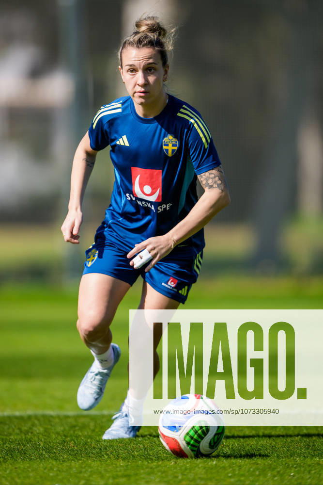 Julia Zigiotti Olme of the Swedish women s national football team at a training session on February 26, 2026 in Albuferia. Photo: Ludvig Thunman BILDBYRAN kod LT LT0774 fotboll football soccer fotball träning practice training sverige sweden dam bbeng