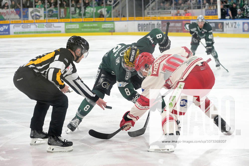 Jack Dugan (Bietigheim Steelers, 08) im Zweikampf beim Bully mit Julian Kornelli (EV Landshut, 10) Bietigheim Steelers vs. EV Landshut, Eishockey, DEL 2, 49.Spieltag, Saison 2025 2026, 27.02.2026 Bietigheim Steelers vs. EV Landshut, Eishockey, DEL 2, 49.Spieltag, Saison 2025 2026, 27.02.2026 Bietigheim