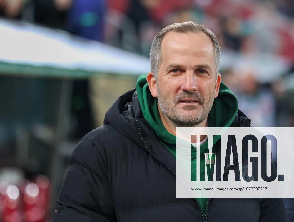 Manuel Baum (FC Augsburg, Cheftrainer), GER, FC Augsburg vs. 1. FC Koeln, Fussball, Bundesliga, 24. Spieltag, Saison 2025 2026, 27.02.2026, , GER, FC Augsburg vs. 1. FC Koeln, Fussball, Bundesliga, 24. Spieltag, Saison 2025 2026, 27.02.2026 Augsburg