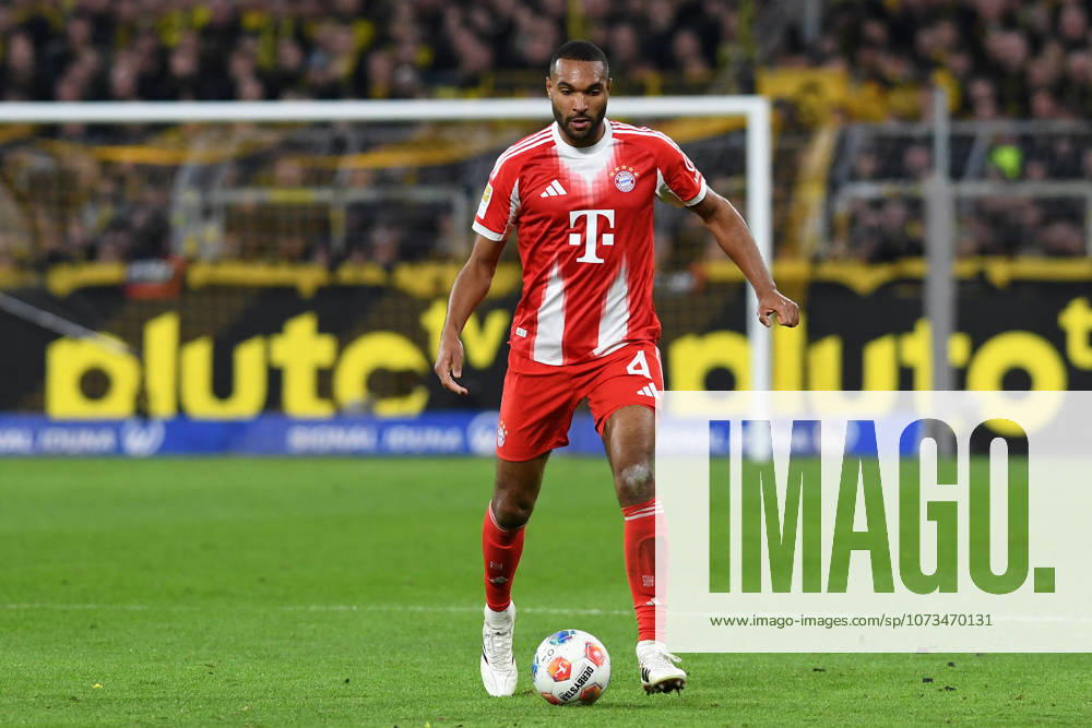 Jonathan Tah (FC Bayern Muenchen) in Aktion, am Ball, Einzelaktion waehrend des Spiels der Bundesliga zwischen Borussia Dortmund und FC Bayern München, Signal Iduna Park am 28. February 2026 in Dortmund, Deutschland. (Foto von Ralf Treese DeFodi Images) +++ Jonathan Tah (FC Bayern Muenchen) controls the ball during the Bundesliga match between Borussia Dortmund and FC Bayern München at Signal Iduna Park on February 28, 2026 in Dortmund, Germany. (Photo by Ralf Treese DeFodi Images) DFL regulations prohibit any use of photographs as image sequences and or quasi-video. (Photo by Ralf Treese DeFodi Images) -