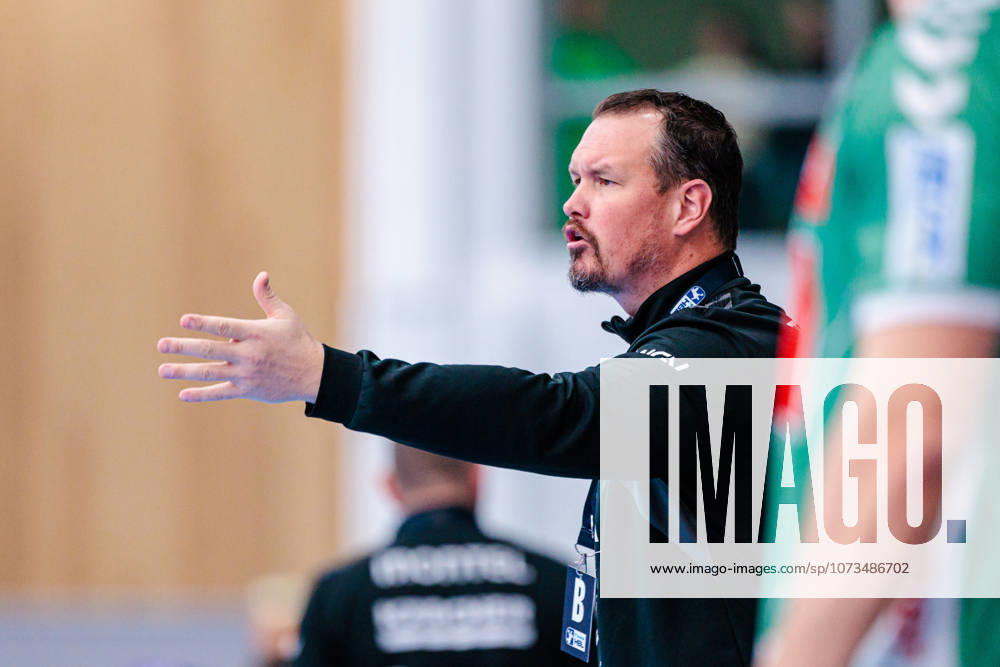 Misha Kaufmann (TVB Stuttgart, Trainer) gestikuliert GER, GWD Minden vs. TVB Stuttgart, Handball, 1. Bundesliga, 23. Spieltag, Spielzeit 2025 2026, 01.03.2026 GER, GWD Minden vs. TVB Stuttgart, Handball, 1. Bundesliga, 23. Spieltag, Spielzeit 2025 2026, 01.03.2026 Minden
