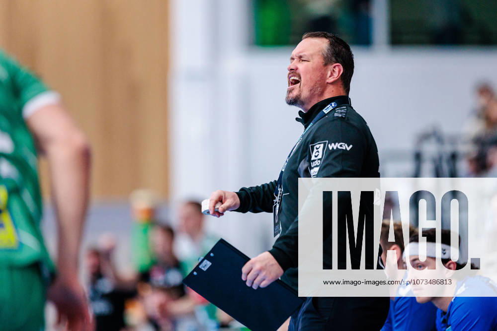 Misha Kaufmann (TVB Stuttgart, Trainer) gestikuliert GER, GWD Minden vs. TVB Stuttgart, Handball, 1. Bundesliga, 23. Spieltag, Spielzeit 2025 2026, 01.03.2026 GER, GWD Minden vs. TVB Stuttgart, Handball, 1. Bundesliga, 23. Spieltag, Spielzeit 2025 2026, 01.03.2026 Minden