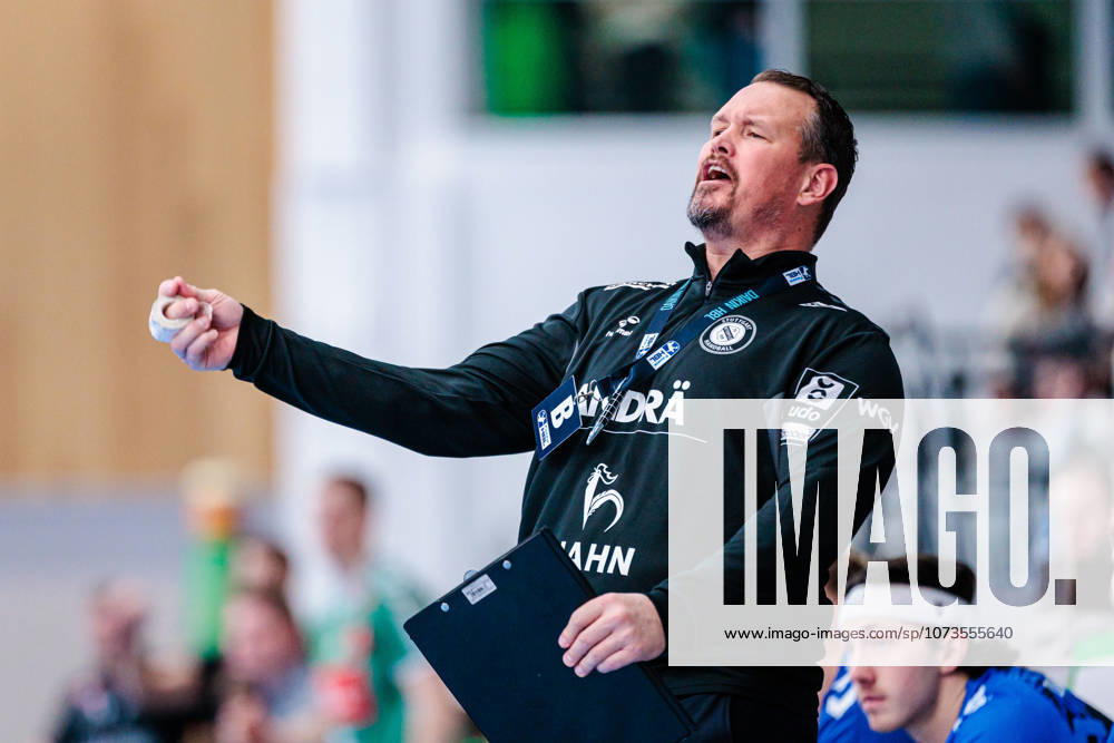 Misha Kaufmann (TVB Stuttgart, Trainer) gestikuliert GER, GWD Minden vs. TVB Stuttgart, Handball, 1. Bundesliga, 23. Spieltag, Spielzeit 2025 2026, 01.03.2026 GER, GWD Minden vs. TVB Stuttgart, Handball, 1. Bundesliga, 23. Spieltag, Spielzeit 2025 2026, 01.03.2026 Minden